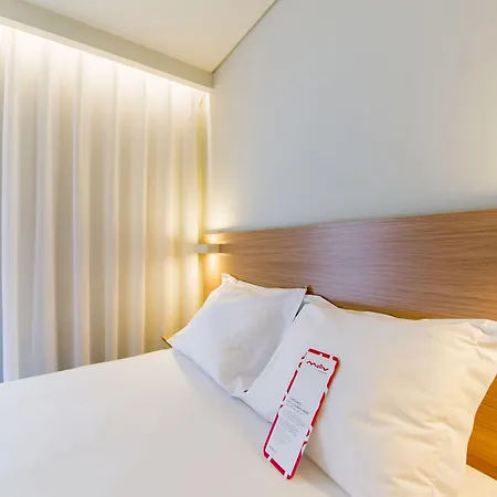 Moov Porto Norte Отель Senhora da Hora