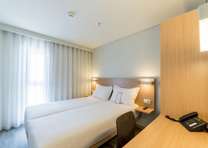 Отель Moov Porto Norte