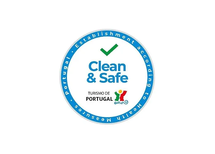 Отель Moov Porto Norte Senhora da Hora