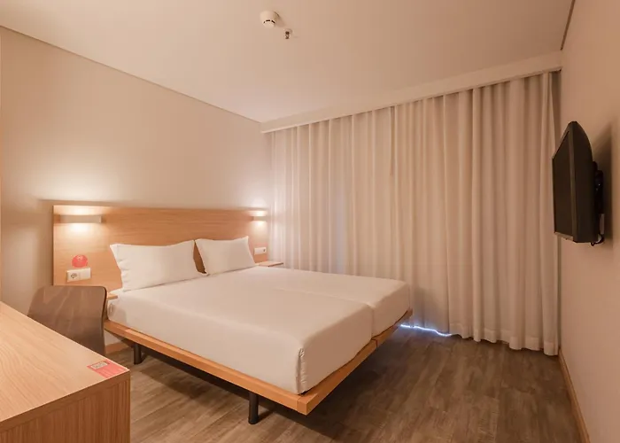 Moov Porto Norte Отель