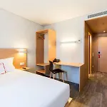 Moov Porto Norte Hotel 2*