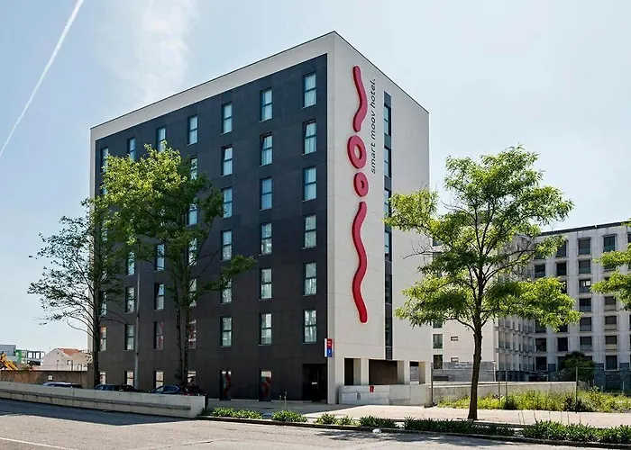 Moov Porto Norte Hotel 2*